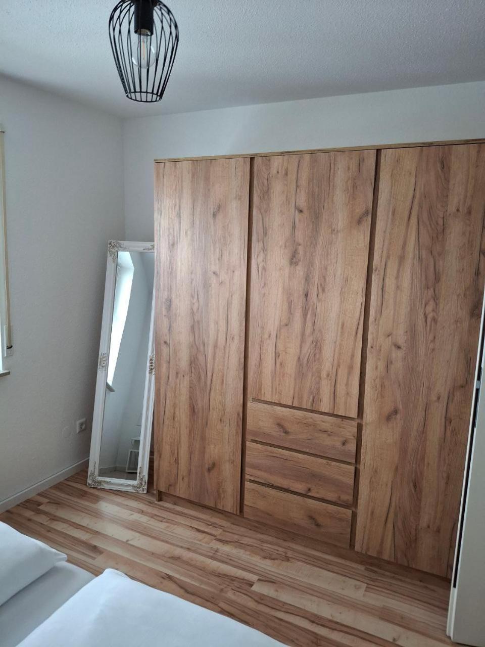 Schoene Wohnung Mit Balkon シュトックアッハ エクステリア 写真